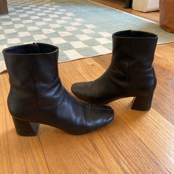 Everlane Day Boot - Picture 2 of 9